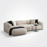 Canapea moderna Luma Cream ideala pentru living elegant si aerisit